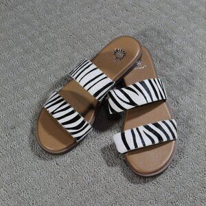 Yellow Box Women's Size 8.5 Blasius Zebra Striped Cow Hair Slide Sandals